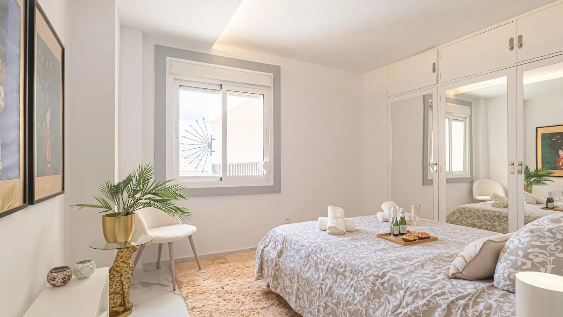 Lepanto Center Marbella 100M Of Beach - Happy Rentals