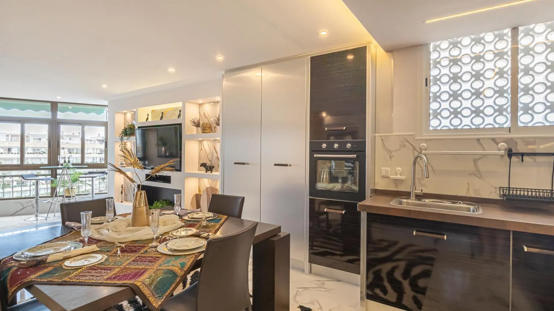 Apartment Lepanto Center Marbella 100M Of Beach - Happy Rentals