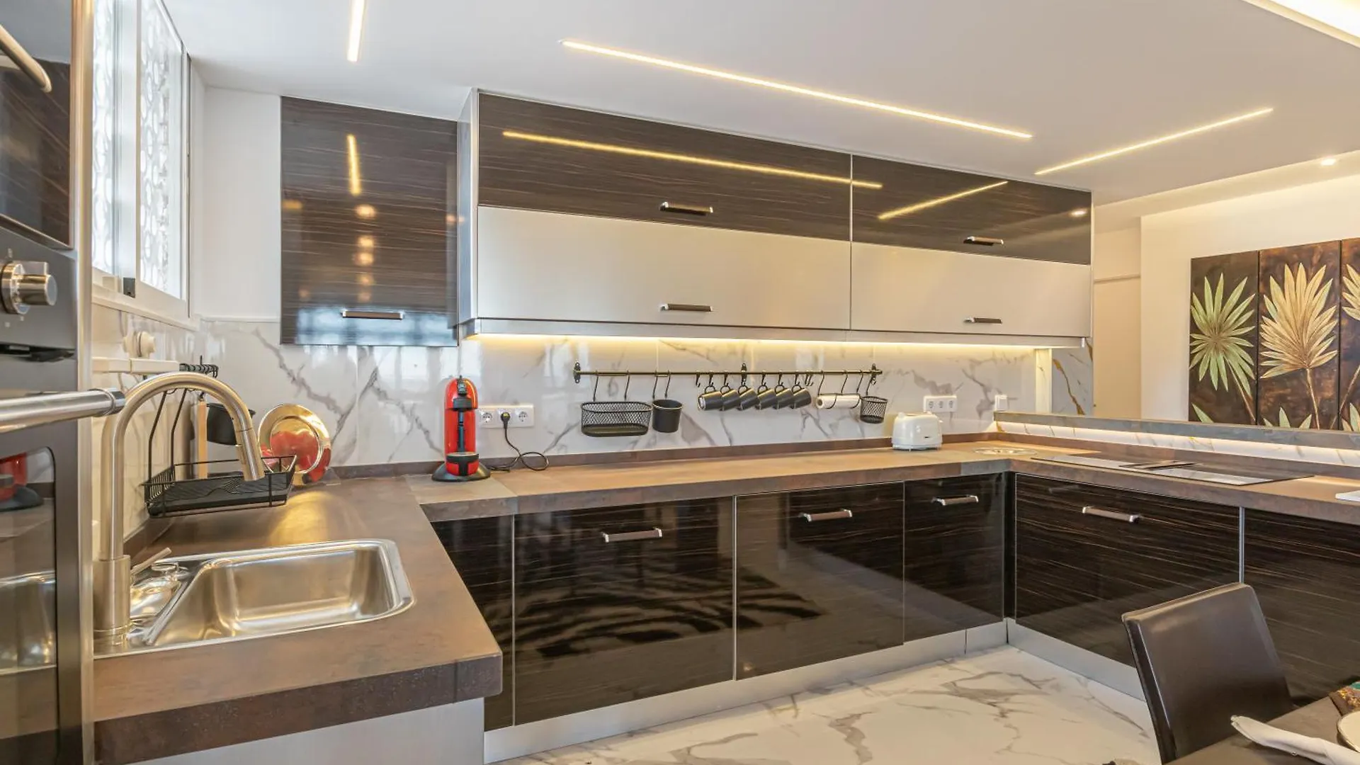 Lepanto Center Marbella 100M Of Beach - Happy Rentals 0*,